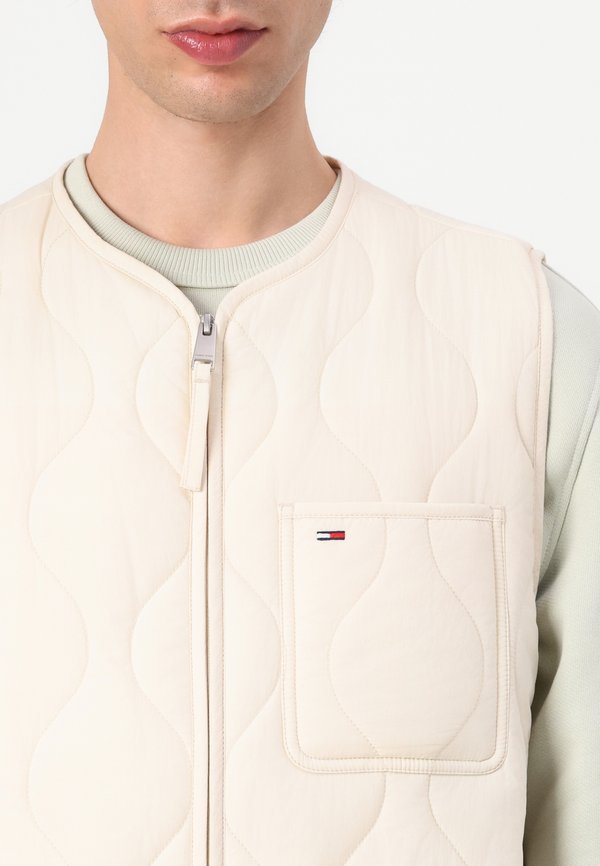 QUILTED VEST - Waistcoat - desert sand dune3