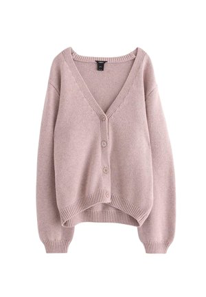 Gilet en tricot rose pâle avec un col en V, quatre boutons sur le devant, et un ourlet et des poignets côtelés. Texture douce avec une coupe décontractée.