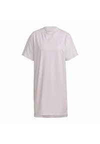 Biała sukienka t-shirtowa z krótkim rękawem wykonana z dzianiny, z okrągłym dekoltem i miękką fakturą, z subtelnym logo na wysokości klatki piersiowej.