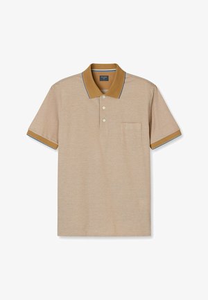 Beige Poloshirt mit kurzen Ärmeln, einem braunen Kragen, kontrastierenden blauen Akzenten, einer Knopfleiste mit drei Knöpfen und einer Brusttasche. Weicher, strukturierten Stoff.