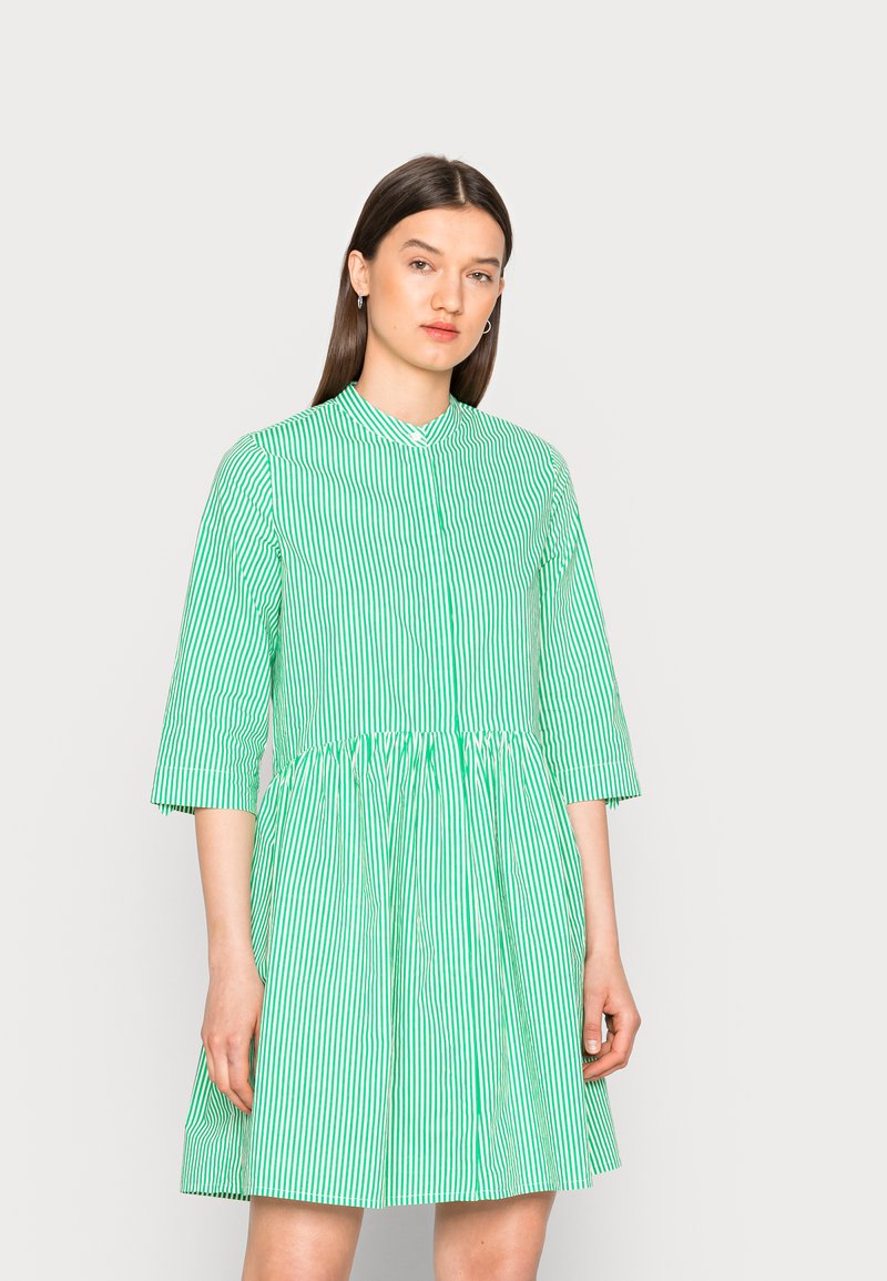 mbyM ALBANA - Vestido camiseiro - amoli green