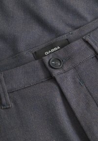 Gabba Pantaloni chino - dark navy melange