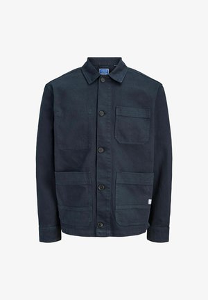 Tumesinine nööbitav jakk nelja eesotsa taskuga, pikkade varrukate ja tavapärase kraega.