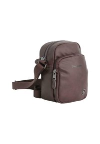 Borsa a tracolla in pelle sintetica marrone con chiusure a zip, un scomparto principale e una tasca frontale. Tracolla regolabile per il massimo comfort.