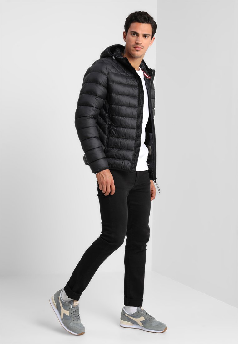 Napapijri AERONS Jas blackZwart Zalando.nl Napapijri AERONS Jas blackZwart Zalando.nl