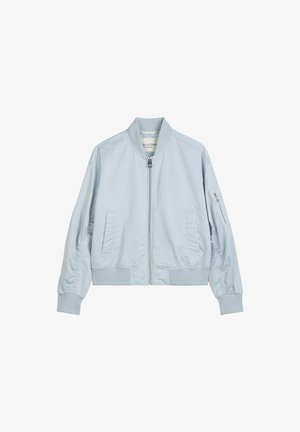 Jasnoniebieska kurtka bomberka wykonana z gładkiego materiału; posiada zamek błyskawiczny z przodu, ribbed mankiety i boczne kieszenie, z luźnym krojem i minimalistycznym designem.