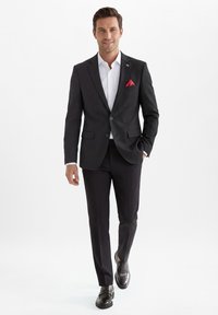 FINSHLEY & HARDING LONDON FINSHLEY & HARDING LONDON HOSE - Suit ...