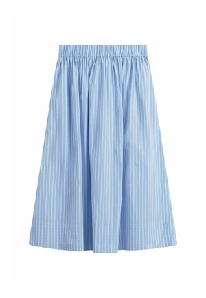 Lyseblå midinederdel med hvide lodrette striber og elastik i taljen, lavet af let stof.