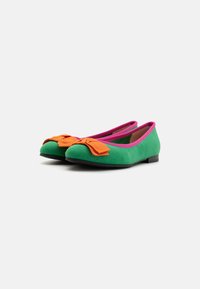Marco Tozzi Klassischer Ballerina - leaf green