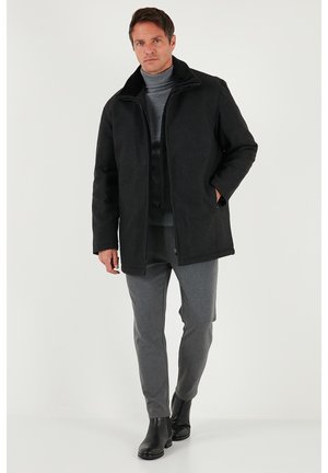 Ziemas mētelis - smoked