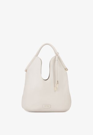 Borsa in pelle color crema con un solo manico, un'apertura superiore curva e nappine decorative su un lato.