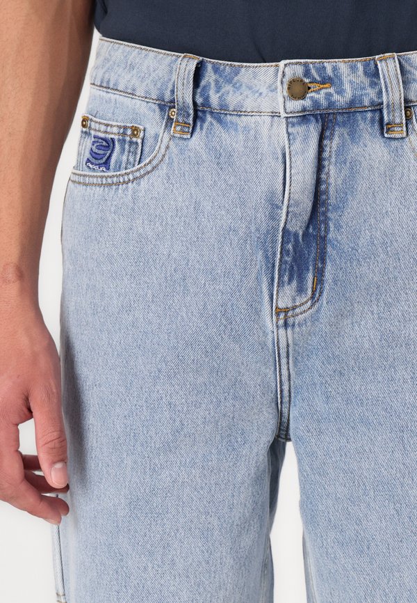 DOSED WALKSHORT - Denim shorts2