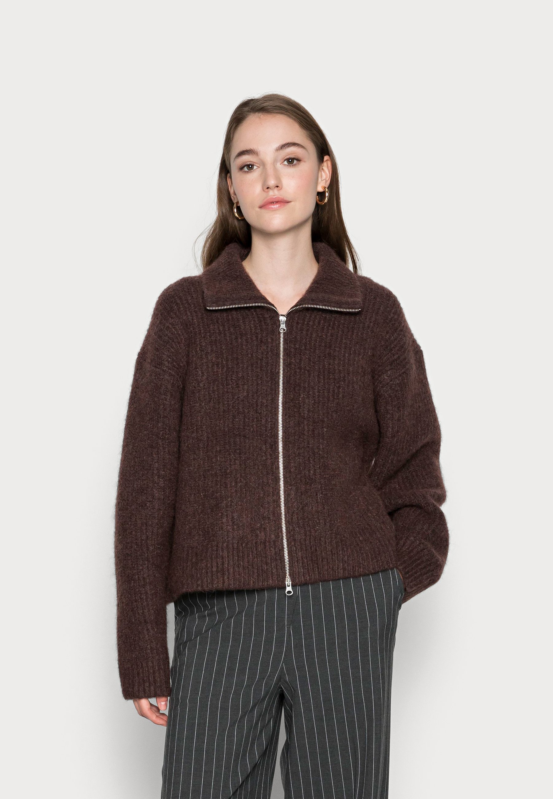 cardigan weekday