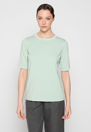 ALEXI - Basic T-shirt - cloudy mint