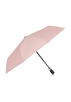 Różowy parasol z gładkim materiałowym baldachimem ozdobionym małymi czarnymi kropkami, czarną rączką i metalowym zakończeniem. Ośmiosegmentowa konstrukcja.