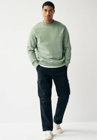 Next CREW - Sweatshirt - sage green