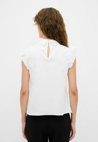 adL WITH STONE COLLAR - Blouse - white