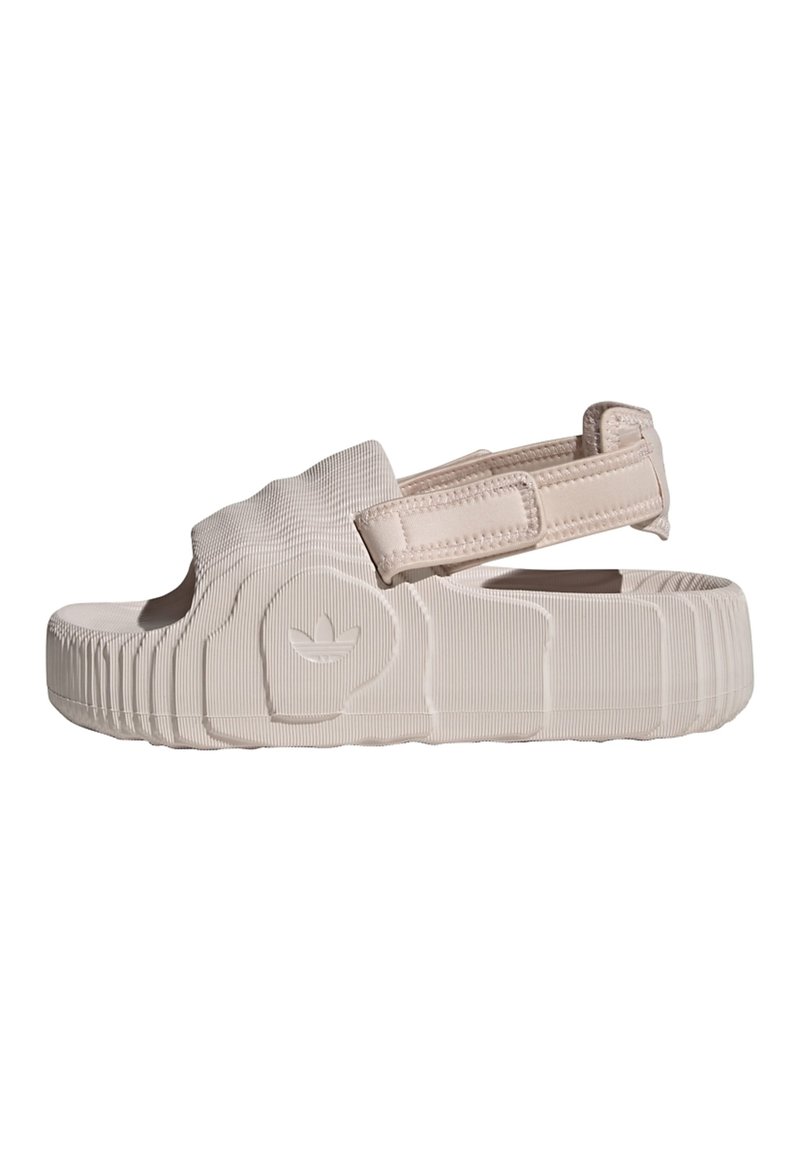 adidas Originals ADILETTE 22 XLG - Sandále na platforme - putty mauve/putty mauve/putty mauve