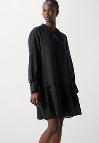 Marc O'Polo DRESS EASY HANGER NECKLINE WITH TAPE DETAIL - Φόρεμα ημέρας - black