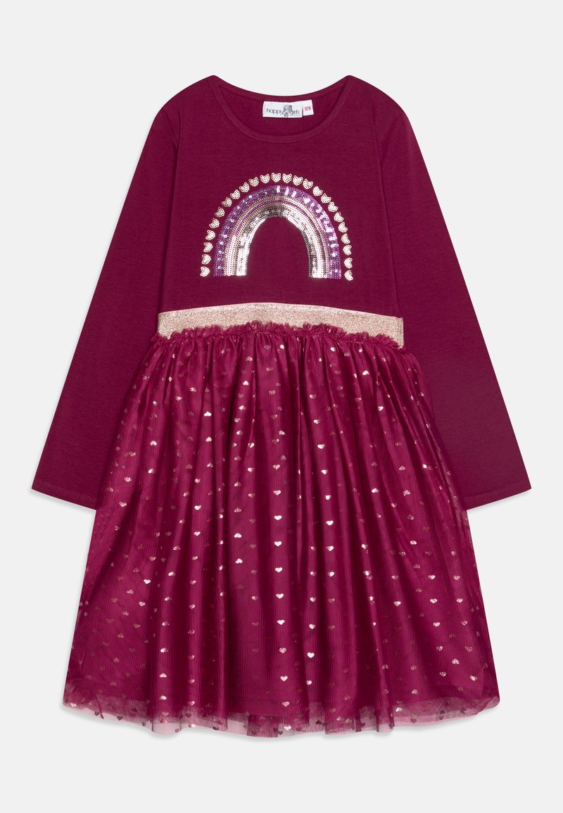 Abito lungo bordeaux con maniche lunghe, caratterizzato da un design arcobaleno in paillettes, una fascia dorata luccicante in vita e una gonna in tulle stratificato con motivi a cuore.