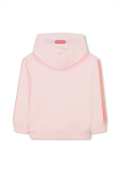 Sweatshirt à capuche rose avec ourlet et poignets côtelés. Présente des accents en zigzag orange sur les manches et un petit logo à l'arrière. Texture lisse.