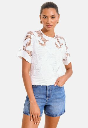 Lipsy, REGULAR FIT - FLORAL CROCHET T-SHIRT - T-Shirt print - white