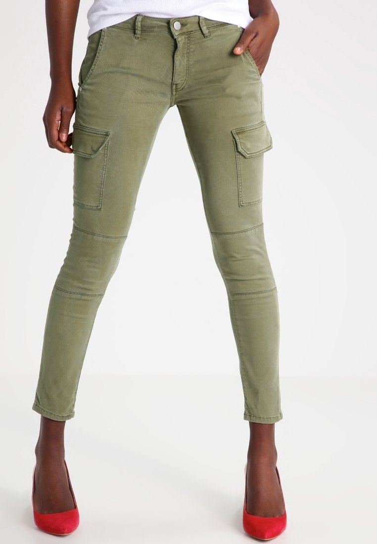 Pepe Jeans Tygbyxor - olive