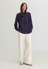 hessnatur Hemdbluse - pflaume