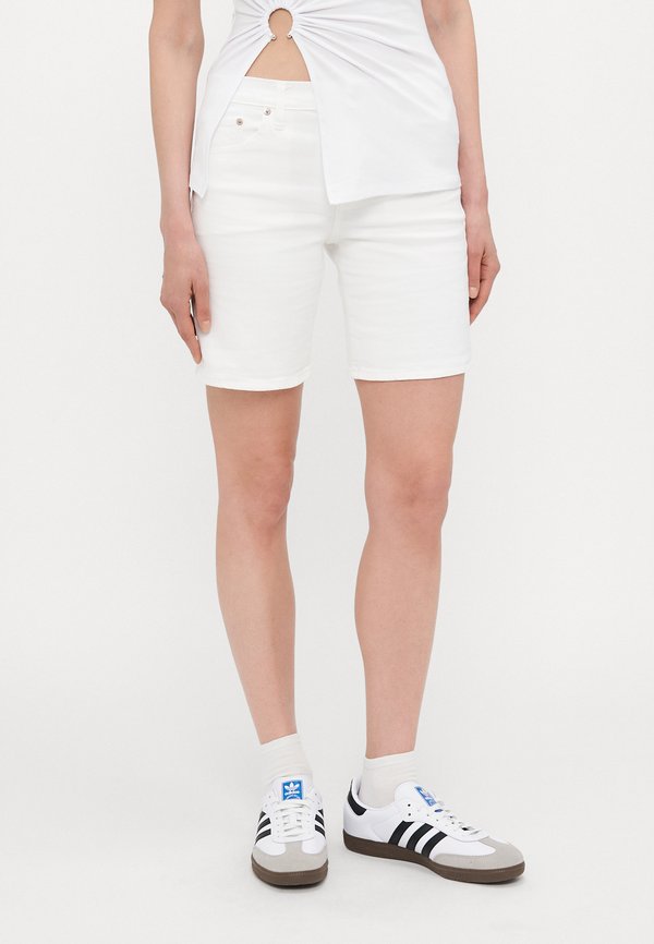 GIRLFRIEND - Denim shorts