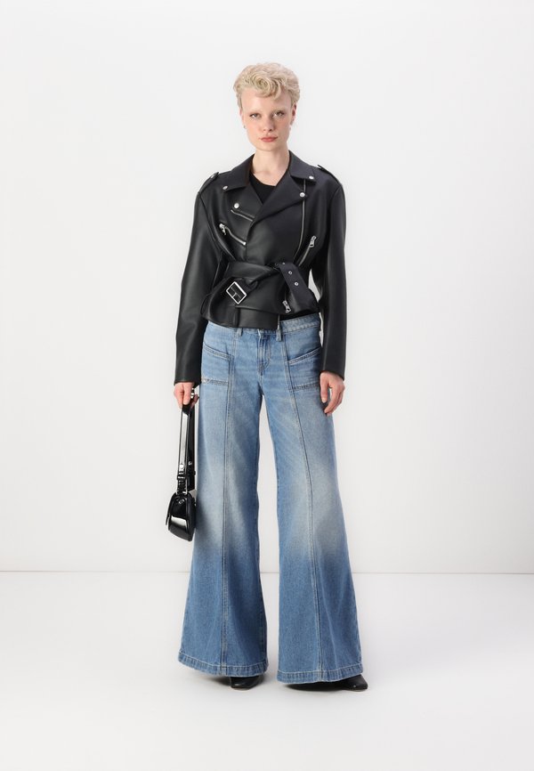 AKII - Wide Leg - 014