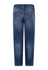 Donkerblauwe denim jeans met een rechte snit, voorzien van twee achterzakken, subtiele stiksels en een klein logo boven de rechterzak.