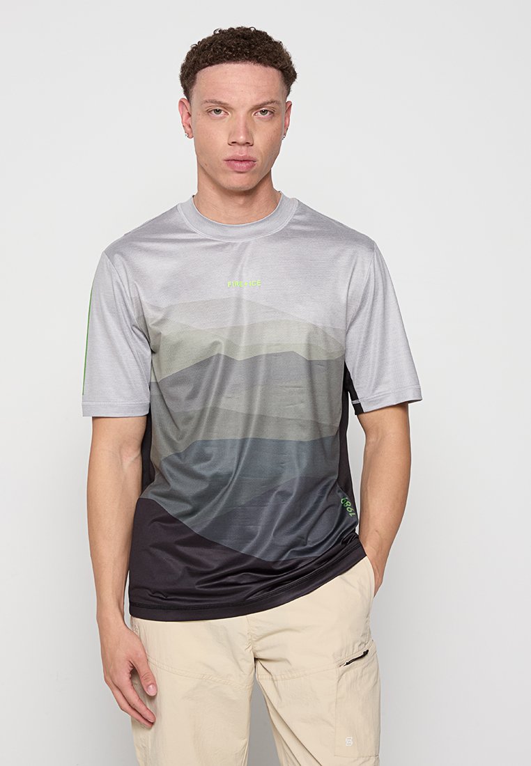 Koszulka t-shirt z krótkim rękawem w gradientowym odcieniu szarości i czerni z motywem górskim, wykonana z lekkiego materiału, z okrągłym dekoltem i detalem logo.