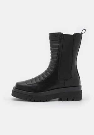 RAID Wide Fit STASH - Botas de tornozelo com plataforma - black