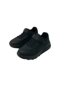 Scarpe da ginnastica nere con superficie texturizzata, chiusura con lacci e strap in Velcro, colletto imbottito e suola in gomma resistente con battistrada a motivo.