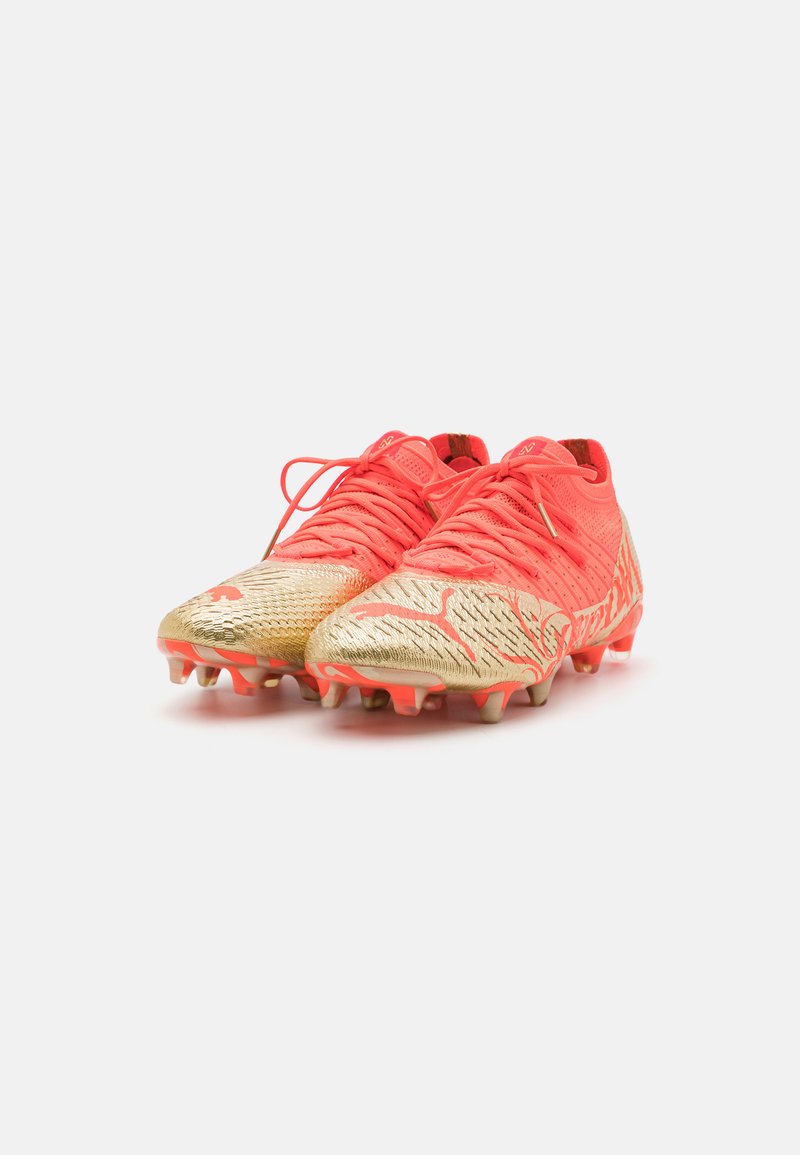 Puma FUTURE 1.4 NEYMAR JR - Botas de fútbol con tacos - fiery coral/gold/coral - Zalando.es