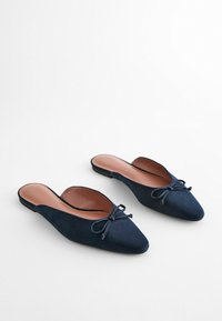 Next FOREVER COMFORT BOW - REGULAR FIT - Matalakantaiset pistokkaat - navy