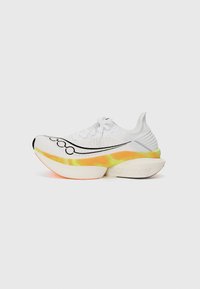 Saucony ENDORPHIN ELITE 2 UNISEX - Road running shoes - white/peel