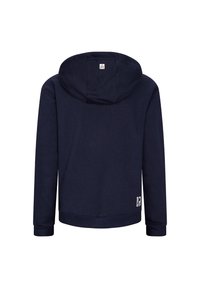 Felpa blu navy con cappuccio, realizzata in tessuto morbido. Presenta maniche lunghe, polsini e orlo a costine, e un dettaglio del logo sul lato sinistro in basso.