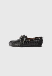Boat shoes - black