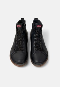 Camper PEU PISTA - Stivaletti stringati - schwarz