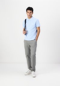 Tommy Hilfiger LEFT CHEST GRAPHIC  - Polo - sweet blue