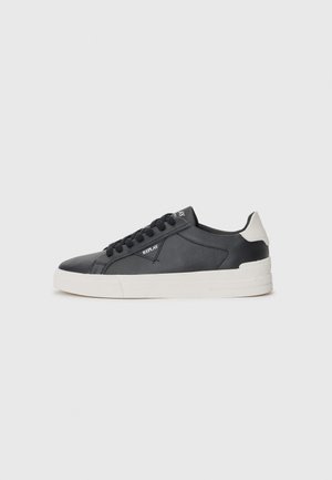EVAN CLASS - Sneaker low - black/white