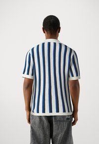 Selected Homme SLHNIK RELAXED OPEN - Polotričko - egret/sky captain/nautical blue
