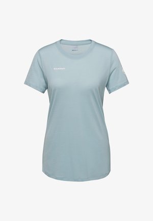 Hellblaues Damen-T-Shirt mit kurzen Ärmeln und rundem Halsausschnitt, "MAMMUT"-Logo in Weiß auf der linken Brust und Mammut-Emblem auf dem linken Ärmel.