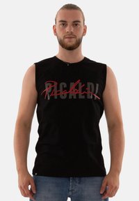 Unselected, black