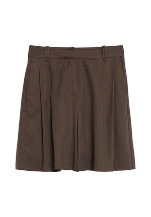 Brauner knielanger Faltenrock mit Gürtelschlaufen und seitlichen Taschen, aus glattem, leicht strukturiertem Stoff.