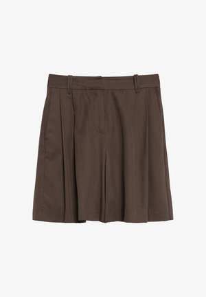 Brauner knielanger Faltenrock mit Gürtelschlaufen und seitlichen Taschen, aus glattem, leicht strukturiertem Stoff.