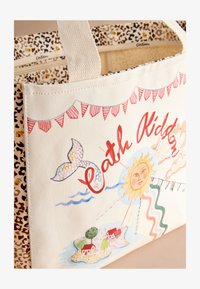 Valimata, animal print