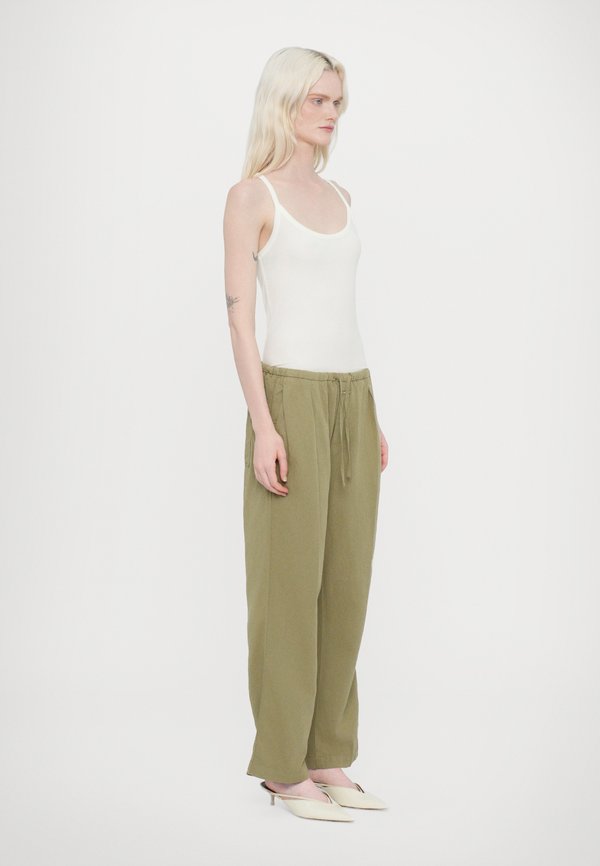 ROMILLA - Trousers - beige2