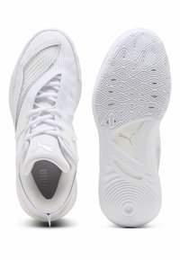 Λευκά αθλητικά παπούτσια με επάνω μέρος από δίχτυ, υφασμένα σχέδια, επενδυμένο γιακά και λαστιχένια εξωτερική σόλα με κυματιστό σχέδιο πέλματος.